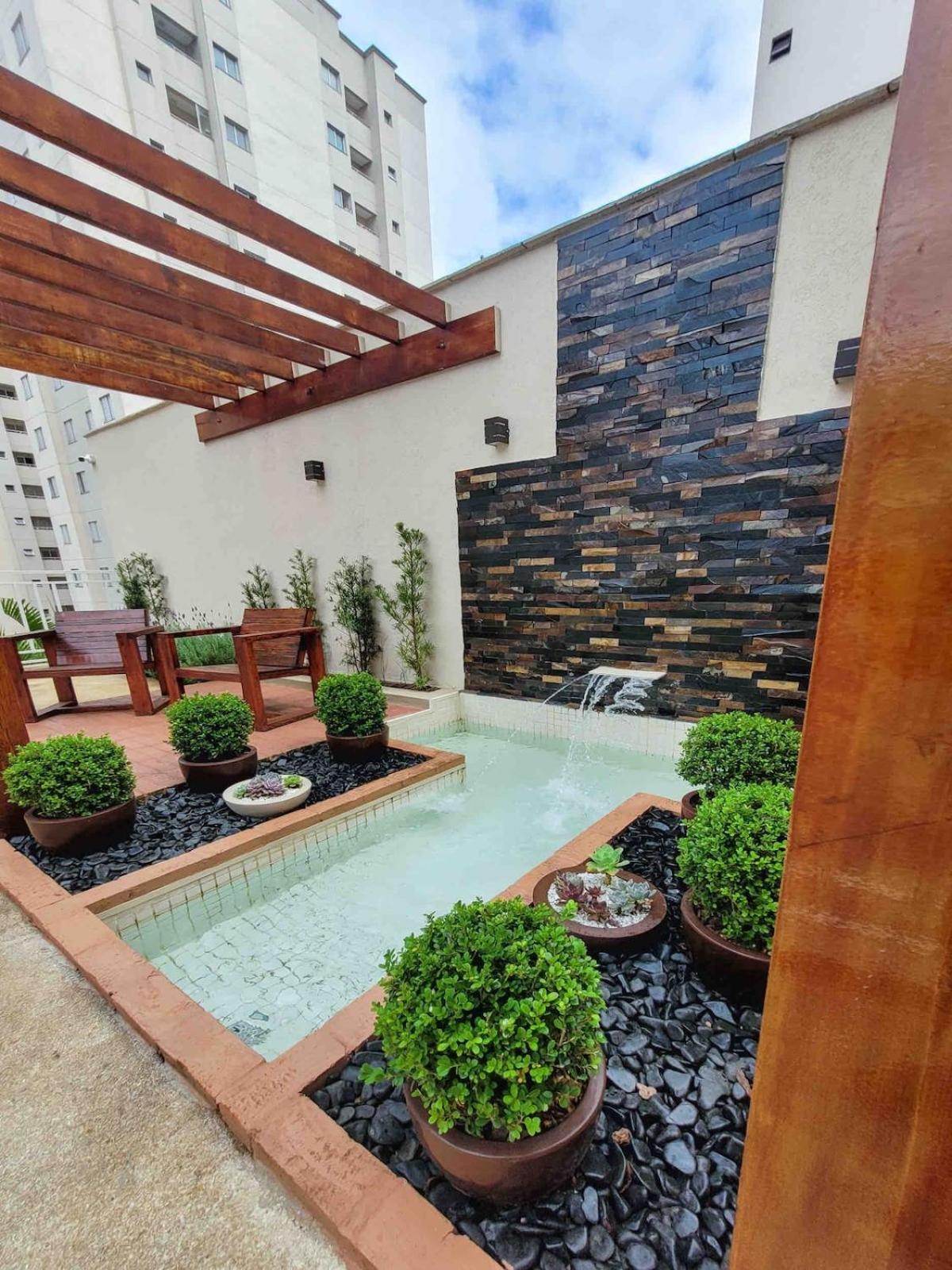 Bem No Centro, Cozinha Completa, Varanda E Garagem Pocos de Caldas Exterior photo